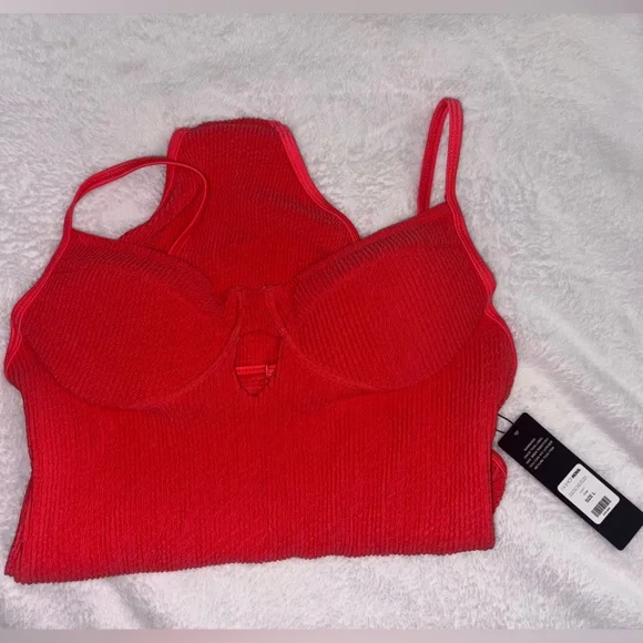 Underwire one-piece Bathing Suit - Picture 2 of 4